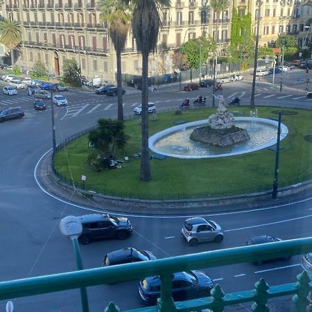 B&B Lungomare Sannazzaro نابولي المظهر الخارجي الصورة
