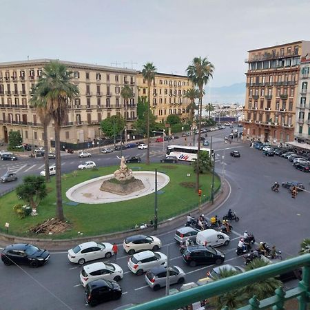 B&B Lungomare Sannazzaro نابولي المظهر الخارجي الصورة