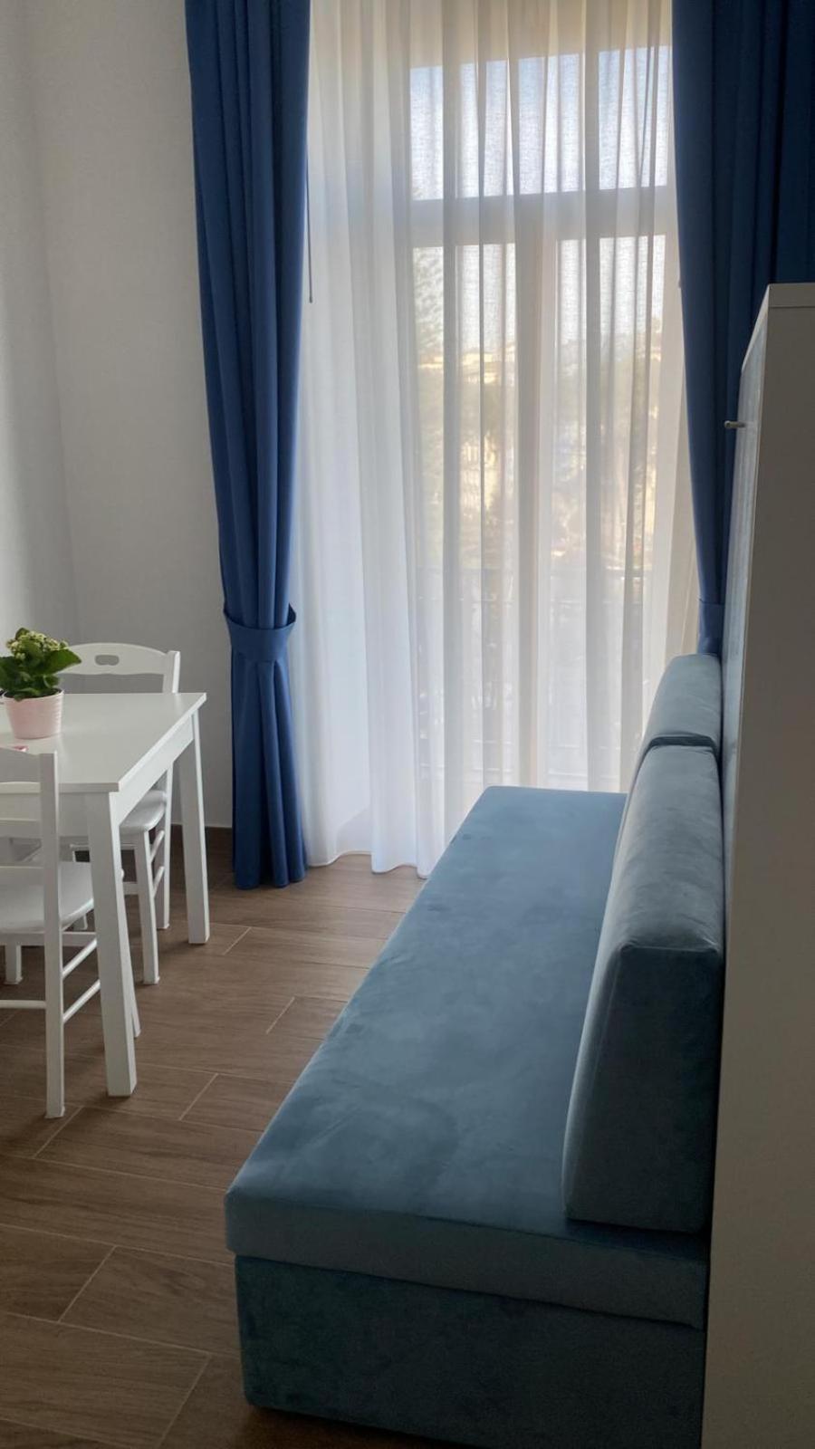 B&B Lungomare Sannazzaro نابولي المظهر الخارجي الصورة